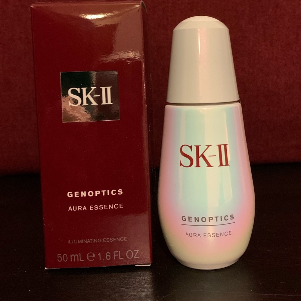 SK II Genoptics Aura Essence